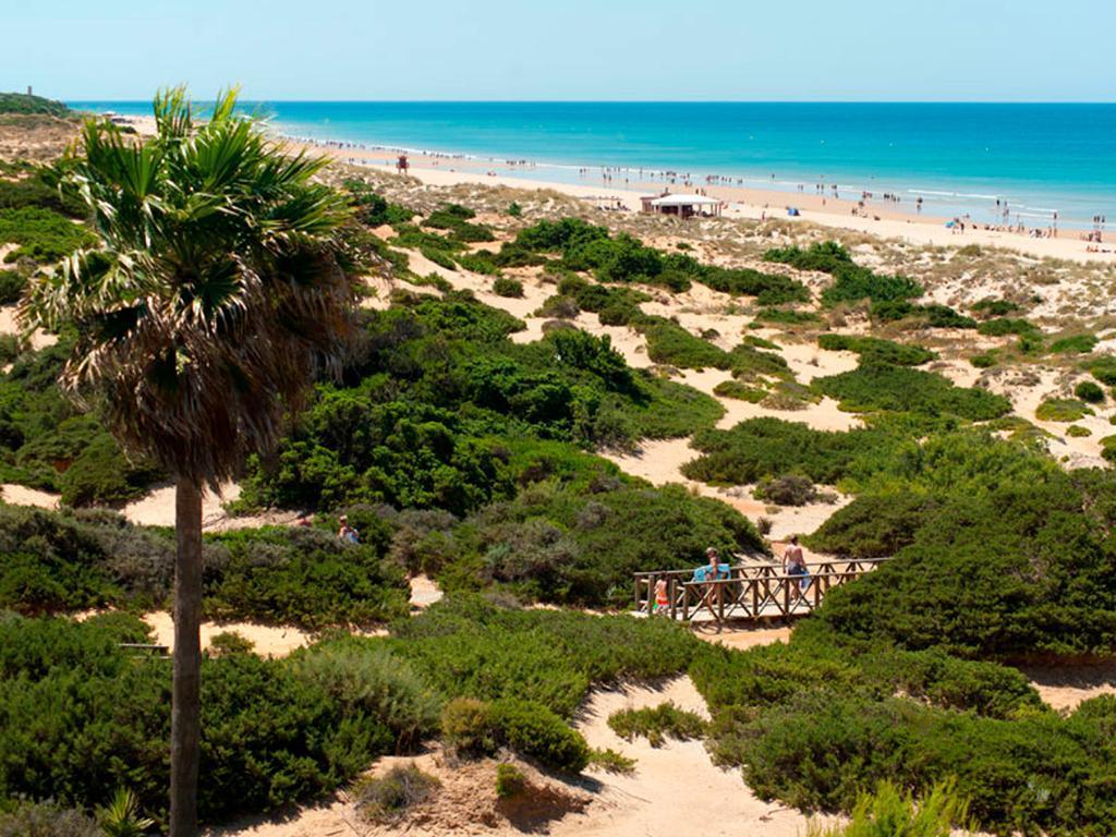Hipotels Barrosa Palace & Spa Chiclana de la Frontera Exterior photo Dunas de Cabo de la Hoya
